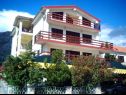 Appartamenti e camere Voyasi - 60 m from sea: A1(2), A2(2), A4(2), A6(2), A7(4), R5(2) Starigrad-Paklenica - Riviera Zadar  - la casa