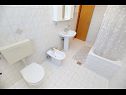 Appartamenti Vera - 150 m from sea: A1(4), SA2(2), SA3(2) Sukosan - Riviera Zadar  - Appartamento - A1(4): il bagno con la toilette
