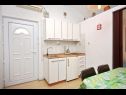 Appartamenti Let - 5 m from sea : A1(4), A4(4) Sukosan - Riviera Zadar  - Appartamento - A1(4): la cucina