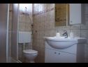 Appartamenti Almond A1(2+2), A2(4+2), A3(4+2) Vir - Riviera Zadar  - Appartamento - A1(2+2): il bagno con la toilette