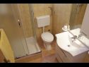 Appartamenti Almond A1(2+2), A2(4+2), A3(4+2) Vir - Riviera Zadar  - Appartamento - A3(4+2): il bagno con la toilette