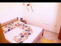Appartamenti Almond A1(2+2), A2(4+2), A3(4+2) Vir - Riviera Zadar  - Appartamento - A3(4+2): la camera da letto