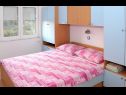 Appartamenti VINK - 80 m from beach A2(4), A3(4), A4(4) Vir - Riviera Zadar  - Appartamento - A2(4): la camera da letto
