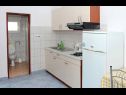 Appartamenti VINK - 80 m from beach A2(4), A3(4), A4(4) Vir - Riviera Zadar  - Appartamento - A4(4): la cucina con la sala da pranzo