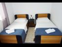 Appartamenti Bozica - 70m from the beach & parking: A1(4), A2-prvi kat(4+1), A3(4), A4-drugi kat(4+1) Vir - Riviera Zadar  - Appartamento - A1(4): la camera da letto