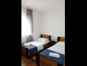 Appartamenti Bozica - 70m from the beach & parking: A1(4), A2-prvi kat(4+1), A3(4), A4-drugi kat(4+1) Vir - Riviera Zadar  - Appartamento - A1(4): la camera da letto