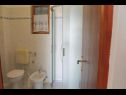 Appartamenti Snjeza - 80 m from beach: A1 Studio (4), A2 Apartman (2+2) Vir - Riviera Zadar  - Appartamento - A1 Studio (4): il bagno con la toilette