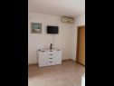 Appartamenti Snjeza - 80 m from beach: A1 Studio (4), A2 Apartman (2+2) Vir - Riviera Zadar  - Appartamento - A2 Apartman (2+2): il soggiorno