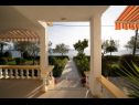 Casa vacanza Villa Petar 1 - 10m from sea: H(4) Zadar - Riviera Zadar  - Croazia - la terrazza