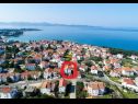 Appartamenti Ivan Z2 - 250 m from beach: A2(4) Zadar - Riviera Zadar  - la casa