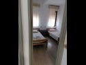 Appartamenti Mari - close to the sea & parking: A1(4+2), A2(2+2), A3(4+2) Zaton (Zadar) - Riviera Zadar  - Appartamento - A1(4+2): la camera da letto