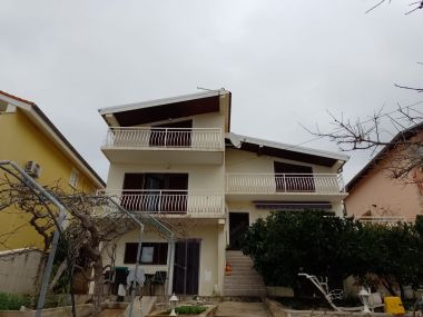 Appartamenti Luce - family apartment with terrace: A1(4+1) Sveti Petar - Riviera Biograd 