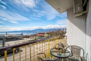Appartamenti Slava - sea view: A1(4) Rijeka - Quarnaro 
