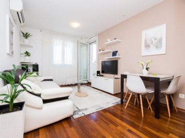Appartamenti Bosiljka-comfortable and modern: A1(2) Split - Riviera Split 