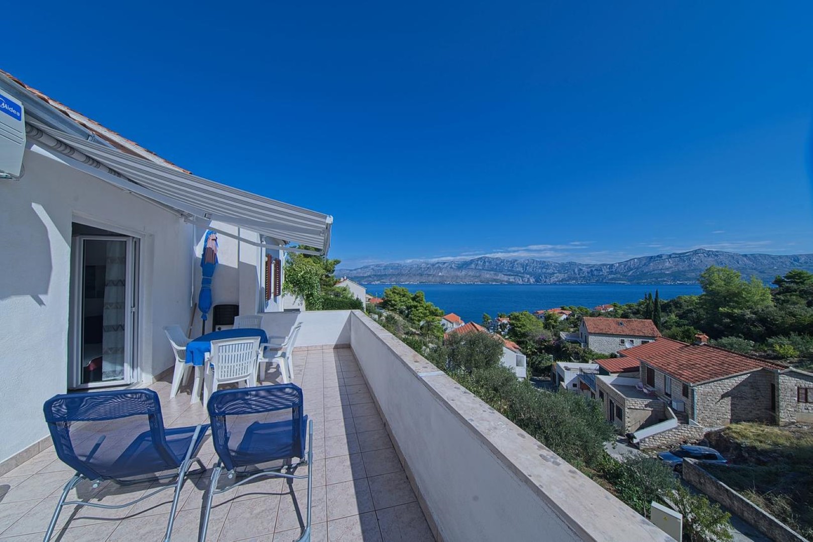 Appartamenti Pavlo - beautiful sea view: A1(4) Postira - Isola di Brac 