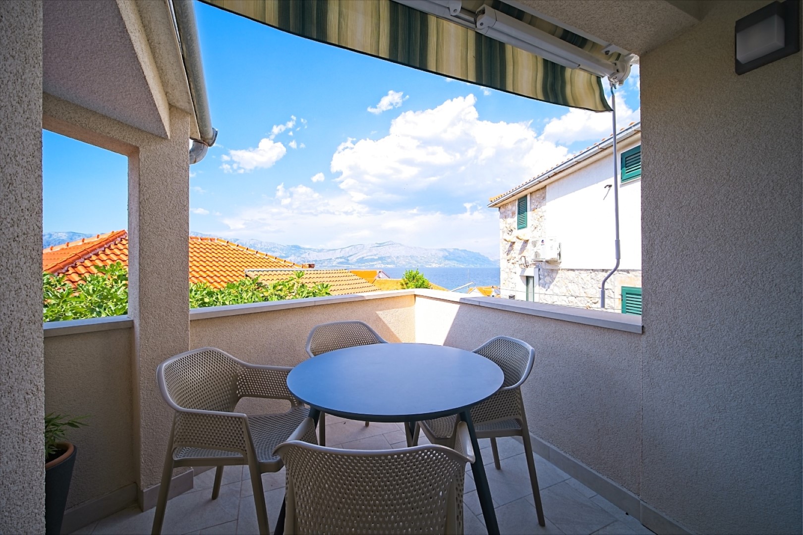 Appartamenti Feng - comfy and sea view : A1(4) Postira - Isola di Brac 