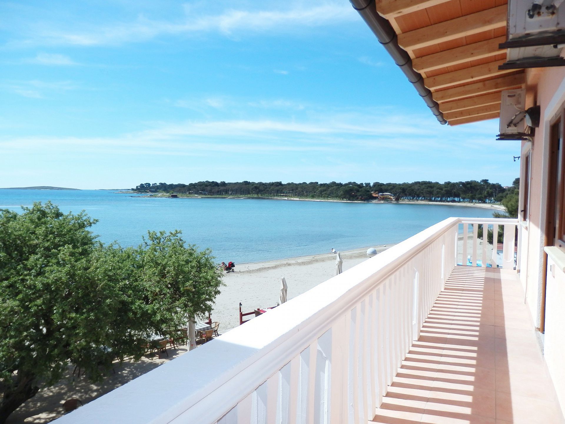Appartamenti Real - 10 m from sea : A7(2+2), A8(2+2) Medulin - Istria 
