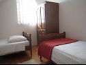 Appartamenti Ena - near marina "Kornati": A1(4), A2(2) Biograd - Riviera Biograd  - Appartamento - A1(4): la camera da letto