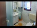 Appartamenti Mare - close to the sea: A2(2+2), A3(2+2) Biograd - Riviera Biograd  - Appartamento - A2(2+2): il bagno con la toilette