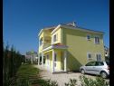 Appartamenti Mirjana - with parking : A1(2+1), A2(4+1) Pakostane - Riviera Biograd  - la casa