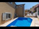 Appartamenti Dalis - open swimming pool: A1 kat(4+1), A2 prizemlje(4) Baia Osibova (Milna) - Isola di Brac  - Croazia - la casa