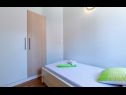 Appartamenti Dalis - open swimming pool: A1 kat(4+1), A2 prizemlje(4) Baia Osibova (Milna) - Isola di Brac  - Croazia - Appartamento - A1 kat(4+1): la camera da letto