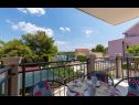 Appartamenti Dalis - open swimming pool: A1 kat(4+1), A2 prizemlje(4) Baia Osibova (Milna) - Isola di Brac  - Croazia - Appartamento - A2 prizemlje(4): la terrazza