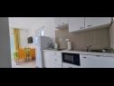 Appartamenti Ivano - 20 m from Sea: A1(6), A2(2+1), A3(2+1), A4(2), A5(2) Baia Osibova (Milna) - Isola di Brac  - Croazia - Appartamento - A3(2+1): la cucina con la sala da pranzo