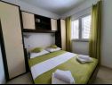 Appartamenti Ivano - 20 m from Sea: A1(6), A2(2+1), A3(2+1), A4(2), A5(2) Baia Osibova (Milna) - Isola di Brac  - Croazia - Appartamento - A3(2+1): la camera da letto