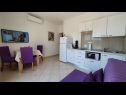 Appartamenti Ivano - 20 m from Sea: A1(6), A2(2+1), A3(2+1), A4(2), A5(2) Baia Osibova (Milna) - Isola di Brac  - Croazia - Appartamento - A4(2): la cucina con la sala da pranzo