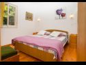 Appartamenti Damir - 80 m from beach: A1(4), A2(2+2) Postira - Isola di Brac  - Appartamento - A1(4): la camera da letto