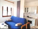 Appartamenti Miljana - 40 m from beach: A1(4+1) Postira - Isola di Brac  - Appartamento - A1(4+1): la cucina con la sala da pranzo