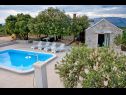 Casa vacanza Tonka - with pool; H(4+2) Pucisca - Isola di Brac  - Croazia - la piscina