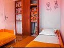 Appartamenti Hajdi - with large terrace : A1(4+1) Pucisca - Isola di Brac  - Appartamento - A1(4+1): la camera da letto