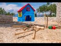 Casa vacanza Diana - pool and terrace: H(4+1) Pucisca - Isola di Brac  - Croazia - parco giochi per i bambini