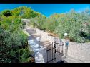 Casa vacanza Zlatna - with beautiful garden: H(6+1) Selca - Isola di Brac  - Croazia - la scalinata