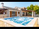 Casa vacanza Kristiana - open swimming pool: H(7) Supetar - Isola di Brac  - Croazia - la piscina