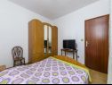 Appartamenti Silvana - economy apartments : A1(4), A3(2+1), A2(2) Supetar - Isola di Brac  - Appartamento - A2(2): la camera da letto