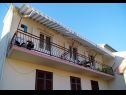 Appartamenti Senija - 150 m from beach: A1(4) Supetar - Isola di Brac  - la casa