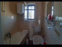 Appartamenti Mar - 50 m from beach: A1(4+1), A2(4+1), A3(4+1) Sutivan - Isola di Brac  - Appartamento - A2(4+1): il bagno con la toilette
