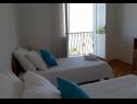 Appartamenti Mar - 50 m from beach: A1(4+1), A2(4+1), A3(4+1) Sutivan - Isola di Brac  - Appartamento - A3(4+1): la camera da letto
