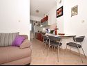 Appartamenti Aurelija - 20 m from beach: A1(4+2), A2(4), A3(2+2) Arbanija - Isola di Ciovo  - Appartamento - A2(4): il soggiorno
