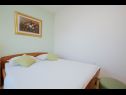 Appartamenti Dome - 30 m from beach : A1(4), A2(4), A3(4) Arbanija - Isola di Ciovo  - Appartamento - A1(4): la camera da letto