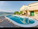 Appartamenti Ljubo - pool and view: A1(6+2) Mastrinka - Isola di Ciovo  - Appartamento - A1(6+2): la piscina