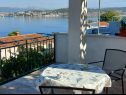 Appartamenti Goran - sea view : A1(4+1) Okrug Donji - Isola di Ciovo  - la casa