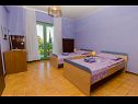 Appartamenti Vinko - 80 m from beach: A1(4+2), A2(4+2) Okrug Gornji - Isola di Ciovo  - Appartamento - A1(4+2): la camera da letto