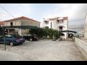 Appartamenti Marina - sea view : SA2(2+1) Okrug Gornji - Isola di Ciovo  - il parcheggio