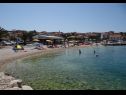 Appartamenti Mara - 70m from the sea A2(4+1), A3(4+1), A4(2+1), A1(2+1) Okrug Gornji - Isola di Ciovo  - la spiaggia