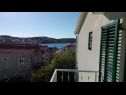 Appartamenti Marijica - 100m from the beach A1(4), A2(6) Okrug Gornji - Isola di Ciovo  - lo sguardo sul mare