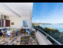Appartamenti Duga - beachfront & seaview : A1(4+1), A2(4+1) Okrug Gornji - Isola di Ciovo  - Appartamento - A1(4+1): lo sguardo dalla terrazza
